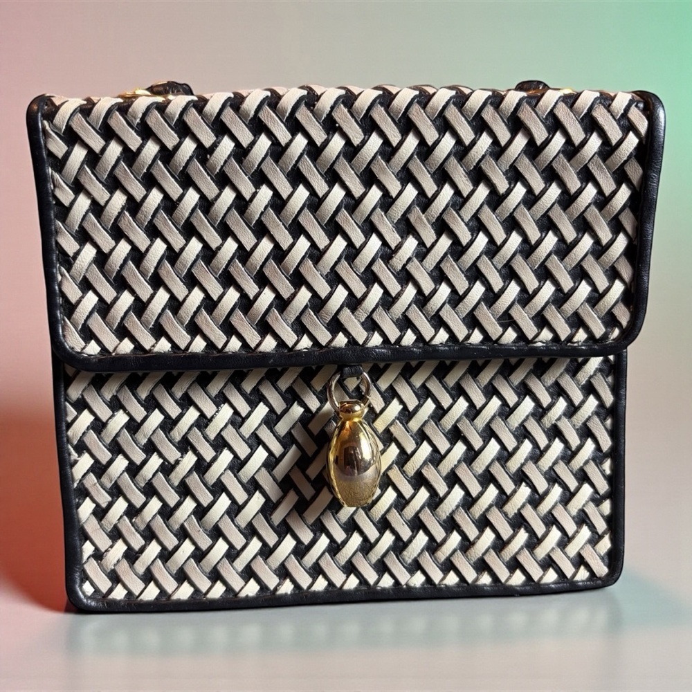BLACK AND WHITE WOVEN MINI CROSSBODY PURSE WITH GOLD HARDWARE